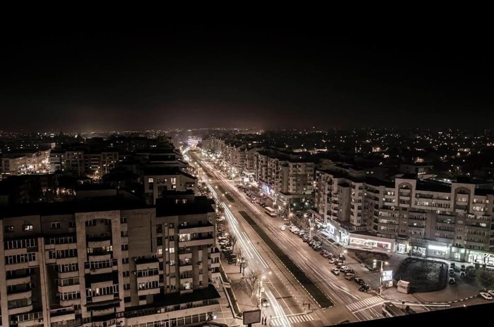 Blue Light Ultracentral Craiova Exterior foto