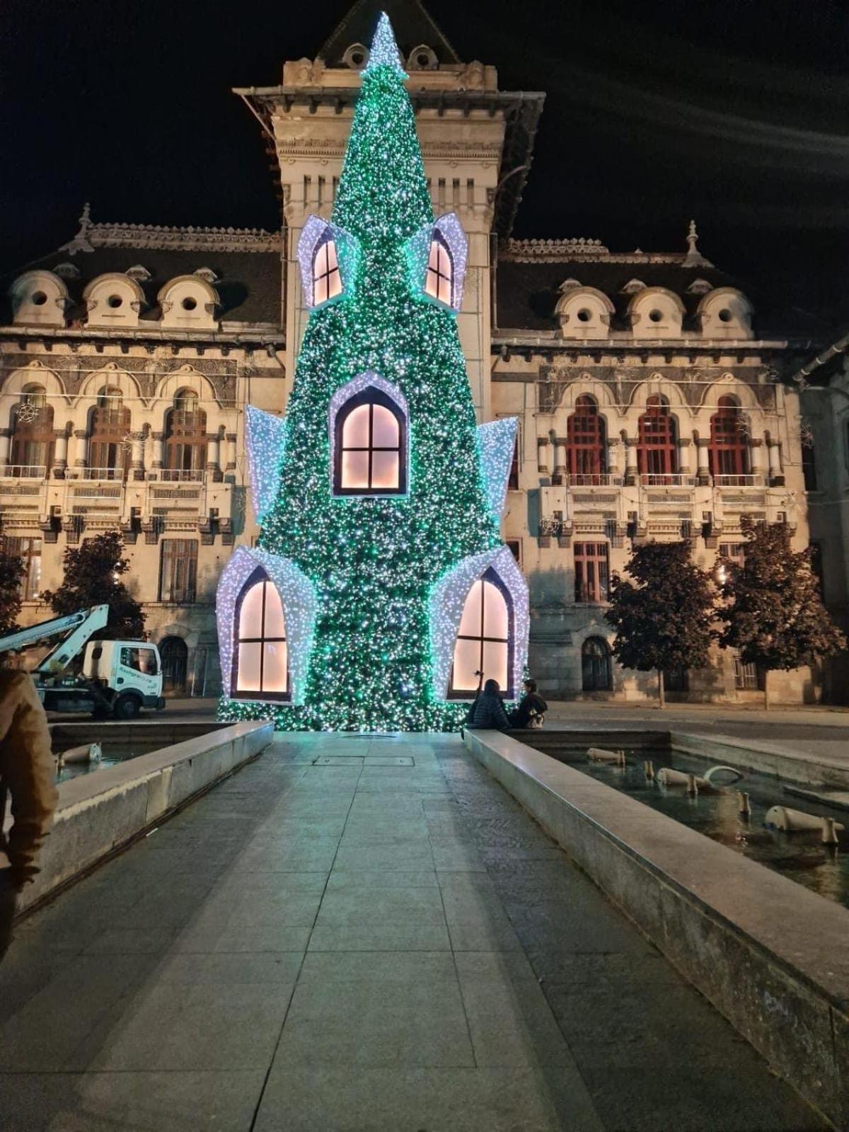 Blue Light Ultracentral Craiova Exterior foto